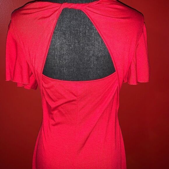 Red Fit and Flare Cutout Back Dress - Picture 7 of 8